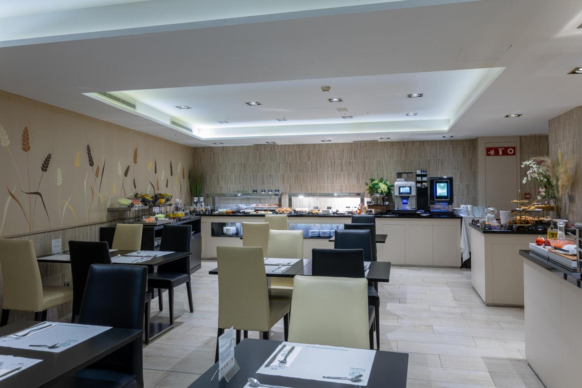 Hotel Santa Marta Barcelona Bagian luar foto